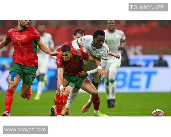 那不勒斯狂胜波尔图五球争议判罚引发全场热议