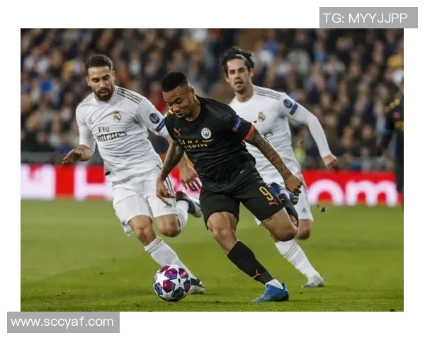 中超精彩对决里昂与曼城战成平局乌龙球成比赛转折点分析