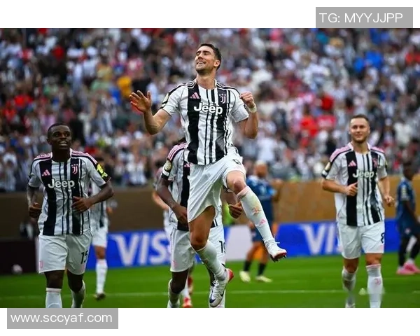 足总杯精彩对决巴萨逆转尤文图斯6-2全场沸腾补时进球引爆激情