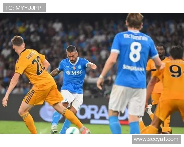 中超精彩对决里昂逆转那不勒斯全场沸腾赛后精彩点评回顾